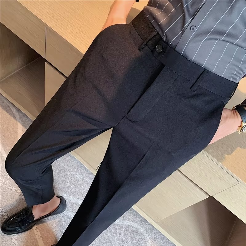 Black / 42